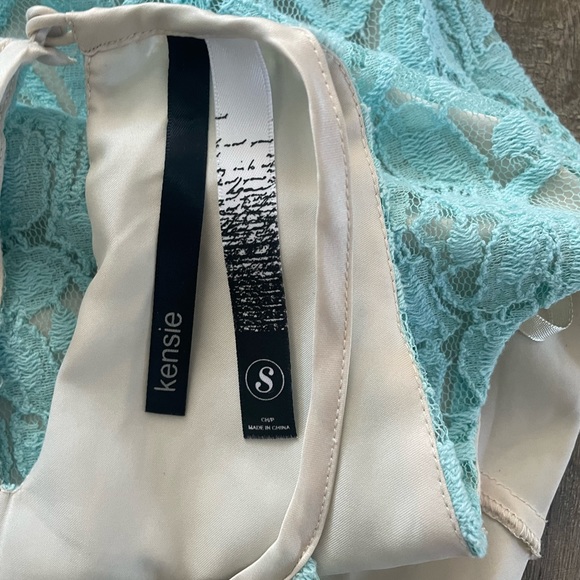 Mini dress - Picture 3 of 4